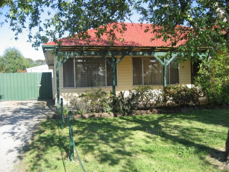 24 King Street, Pakenham VIC 3810