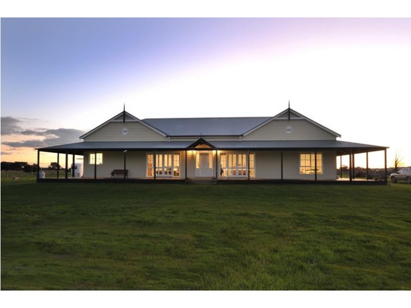 224 Fourteen Mile Road, Garfield VIC 3814