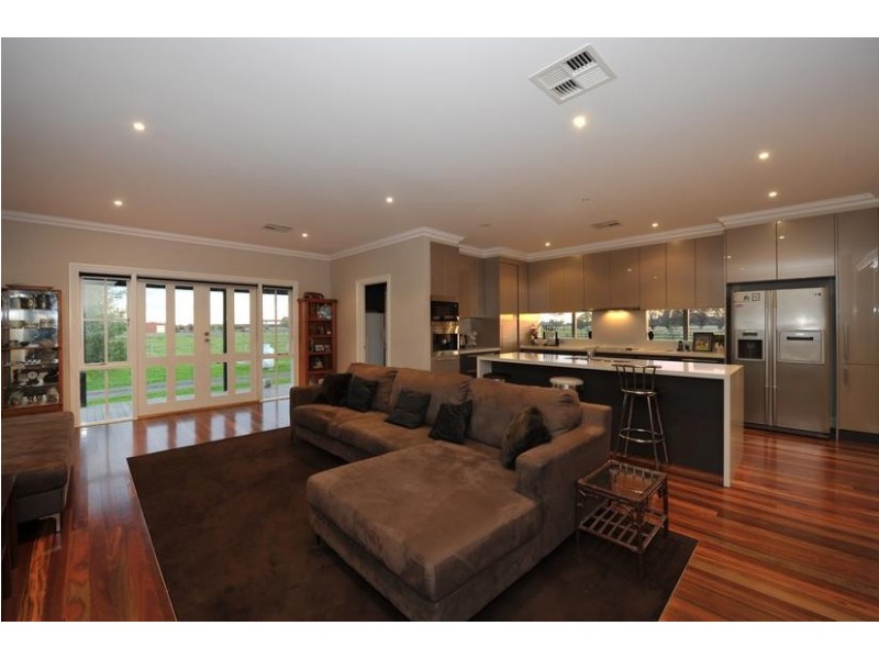 224 Fourteen Mile Road, Garfield VIC 3814