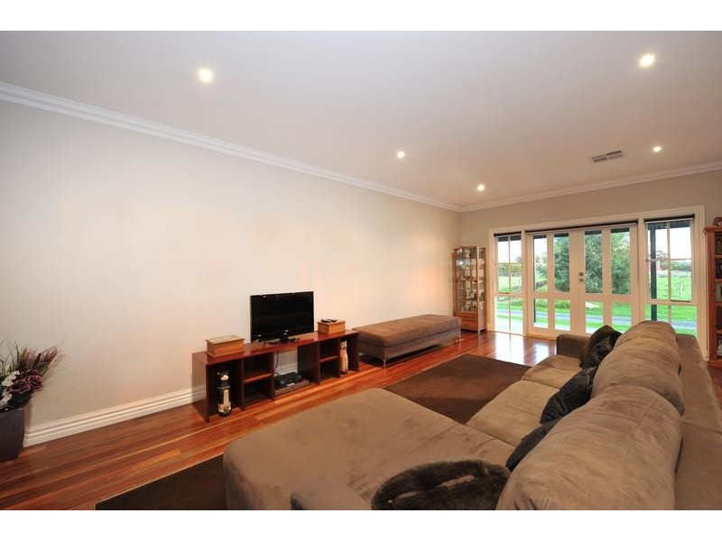 224 Fourteen Mile Road, Garfield VIC 3814