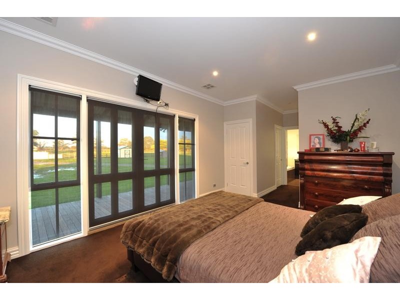 224 Fourteen Mile Road, Garfield VIC 3814