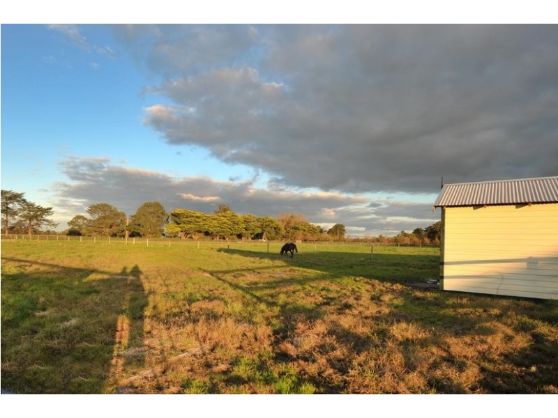 224 Fourteen Mile Road, Garfield VIC 3814