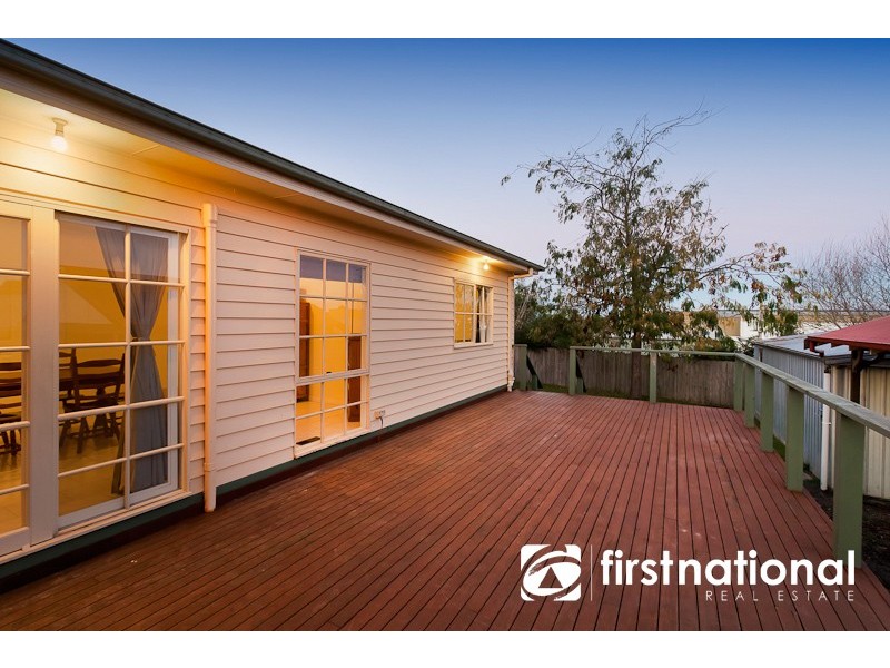 112 Army Road, Pakenham VIC 3810