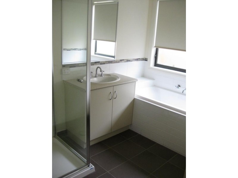 9/7 Syme Road, Pakenham VIC 3810