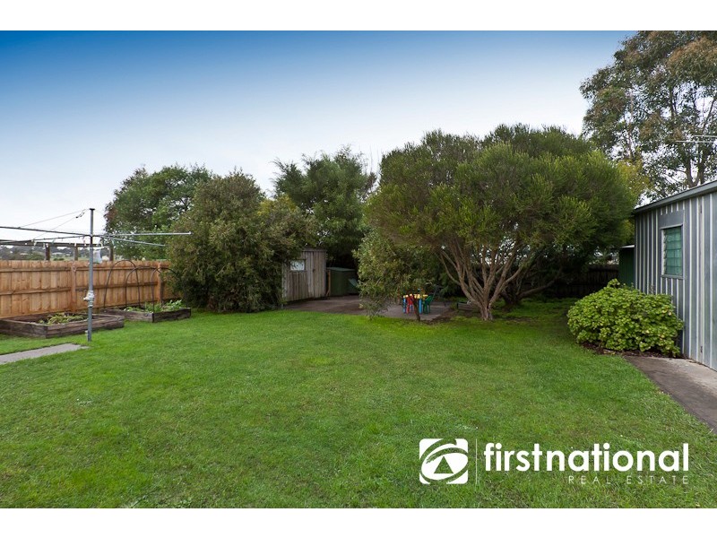 27 Cameron Way, Pakenham VIC 3810