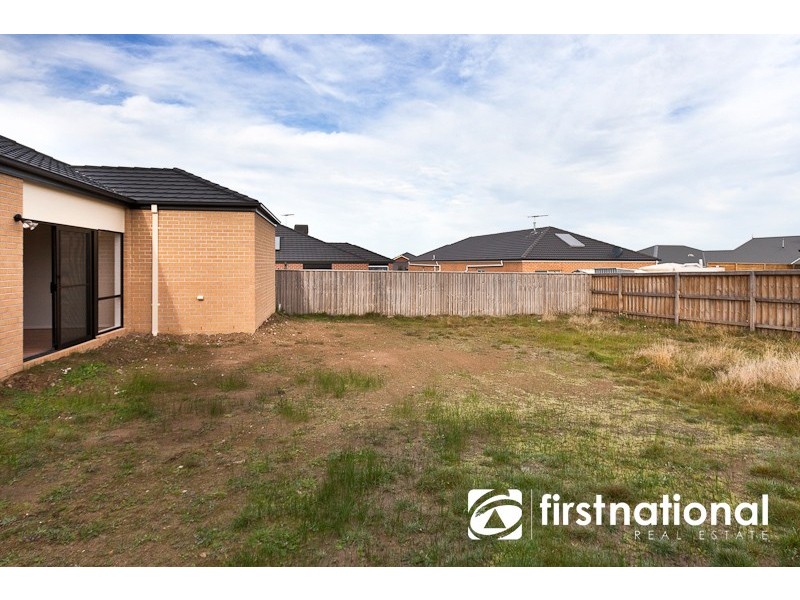 26 Landy Cct, Pakenham VIC 3810