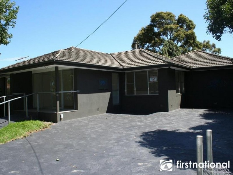 1 Main Street, Pakenham VIC 3810