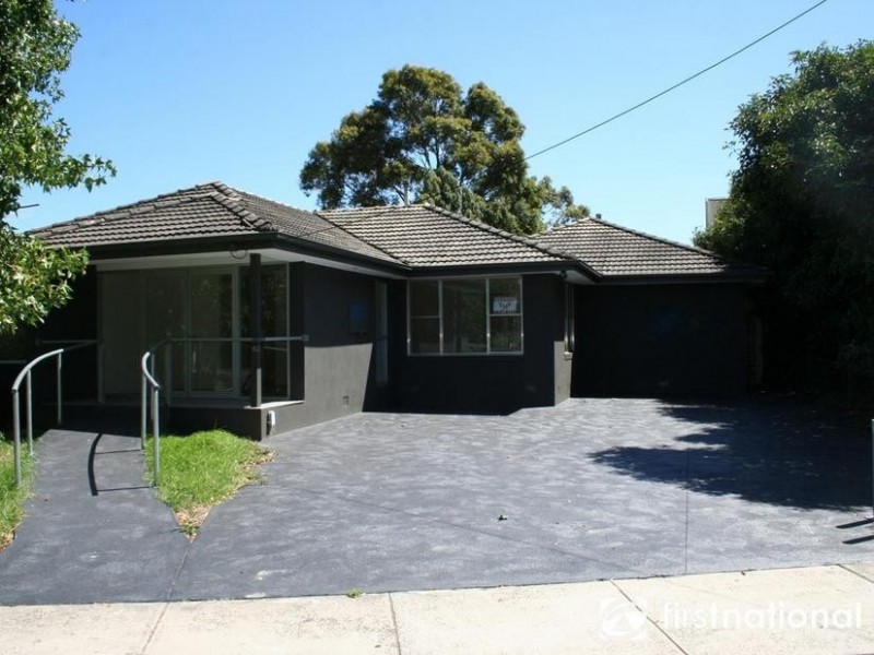 1 Main Street, Pakenham VIC 3810