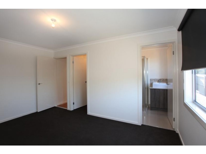 1A Finch Court, Pakenham VIC 3810