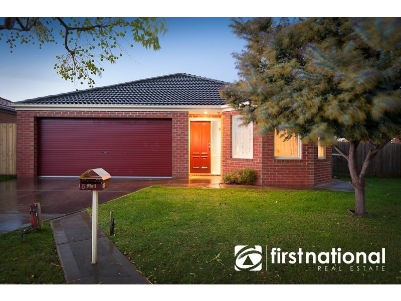 5 Watts Terrace, Pakenham VIC 3810
