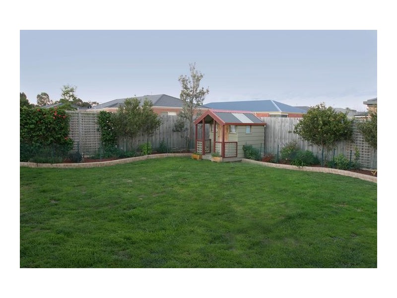 80 McGregor Road, Pakenham VIC 3810