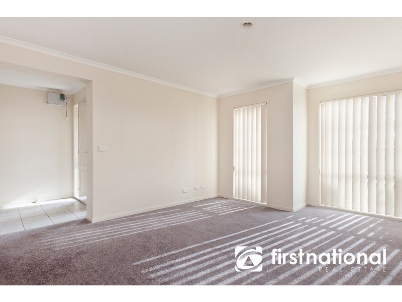 9 Gillian Place, Pakenham VIC 3810