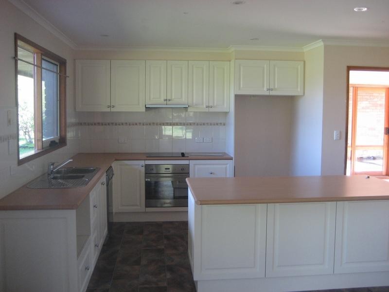 188 Brown Road, Pakenham VIC 3810