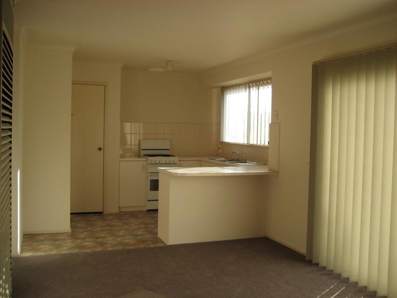 10 McMaster Court, Pakenham VIC 3810