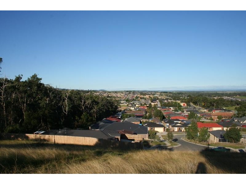 Johnsons Place, Pakenham VIC 3810