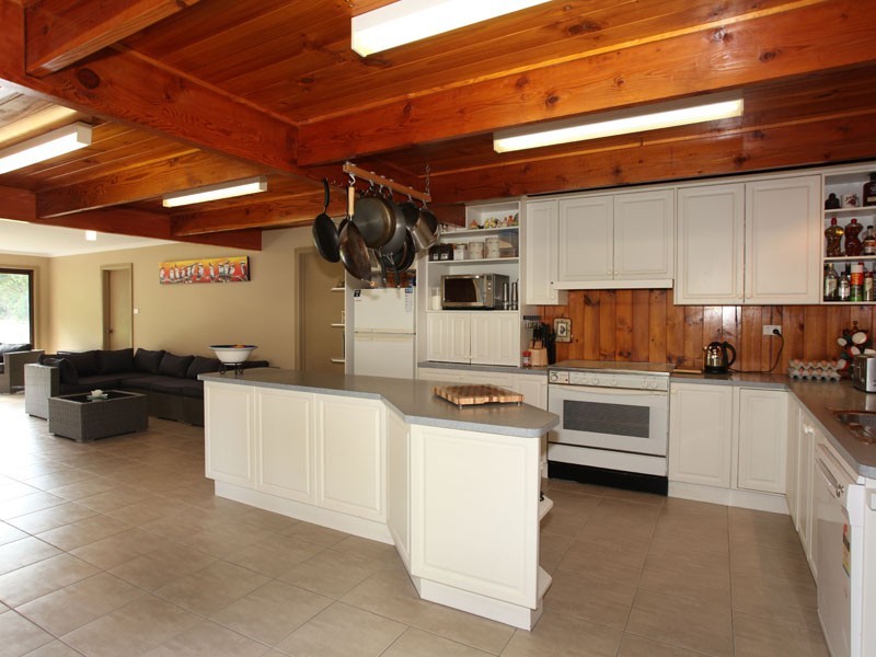 130 Bassed Road, Garfield VIC 3814