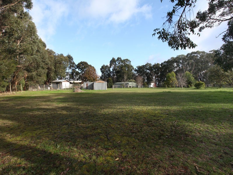 130 Bassed Road, Garfield VIC 3814