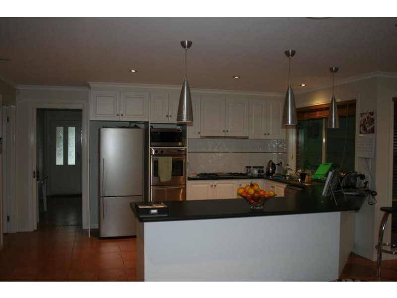 12 Tambo Court, Pakenham VIC 3810