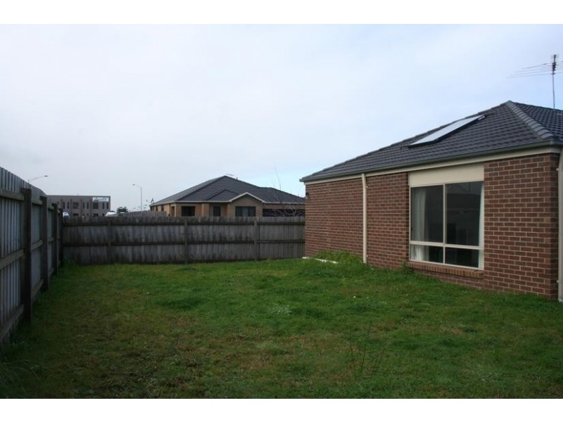 6 Sweetpea Drive, Pakenham VIC 3810