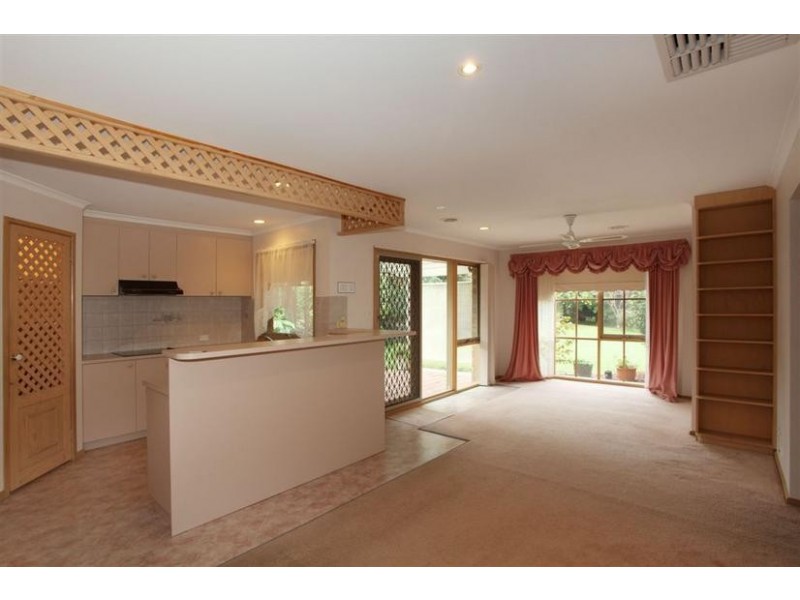 10 Marson Court, Pakenham VIC 3810