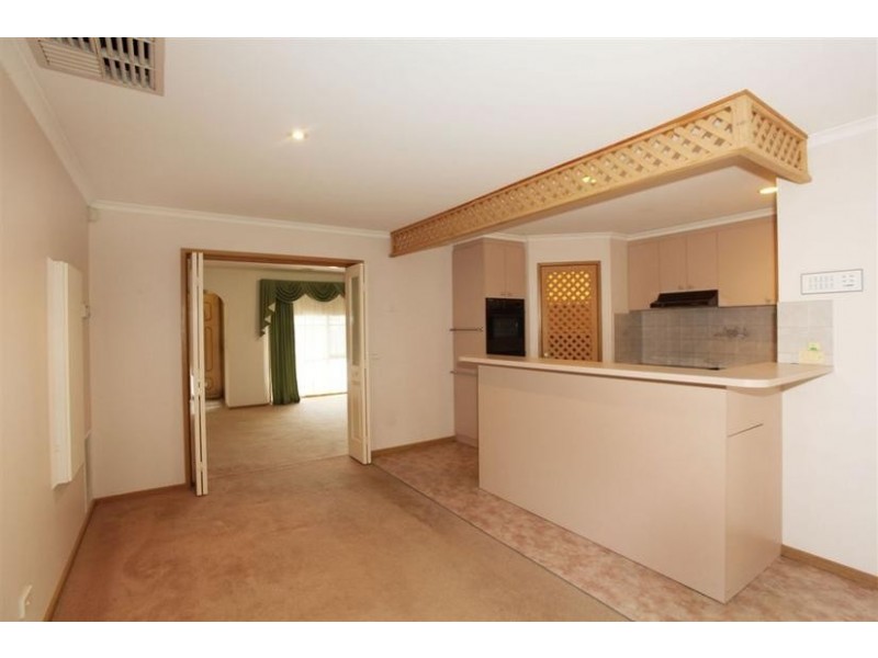 10 Marson Court, Pakenham VIC 3810