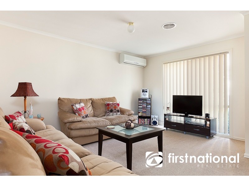 2/21 Pakenham Road, Pakenham VIC 3810