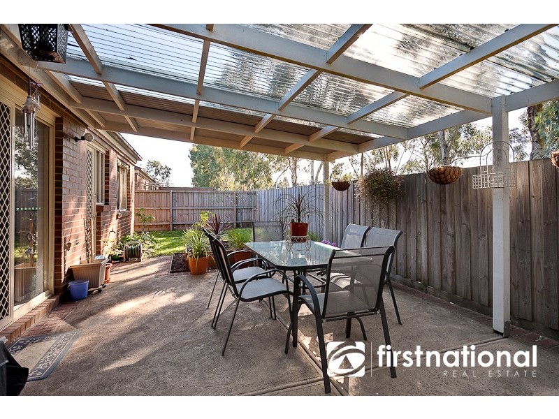 2/21 Pakenham Road, Pakenham VIC 3810