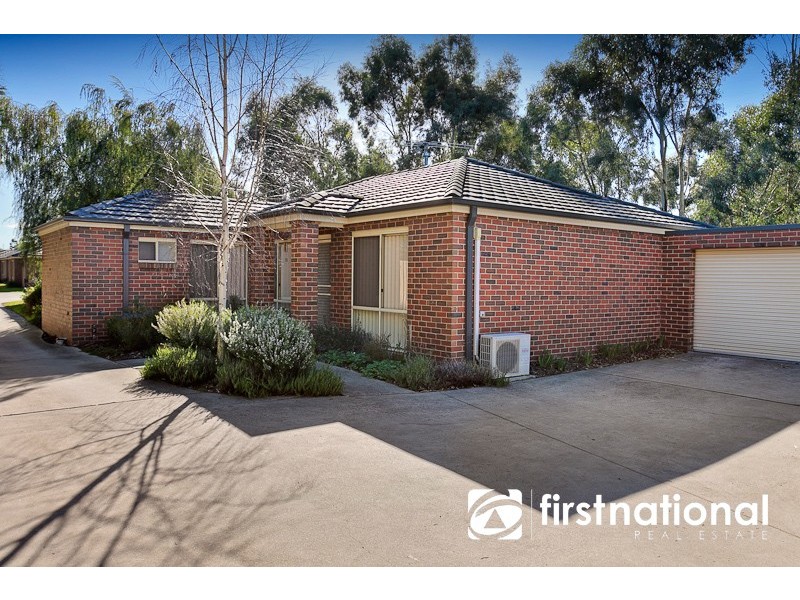 2/21 Pakenham Road, Pakenham VIC 3810