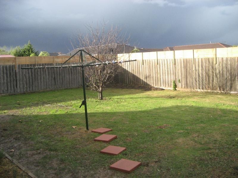 88 McGregor Road, Pakenham VIC 3810