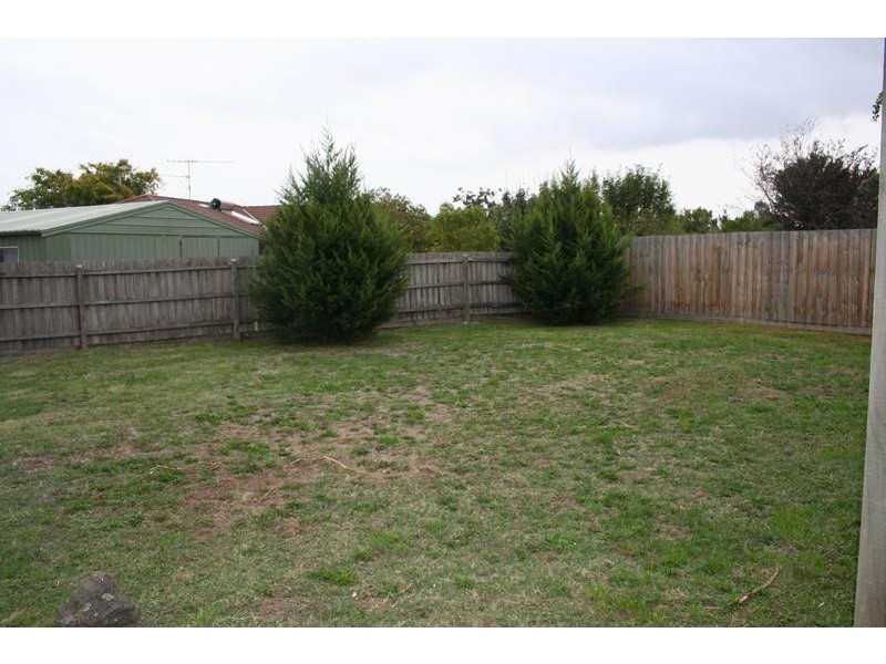 52 Simon Drive, Pakenham VIC 3810