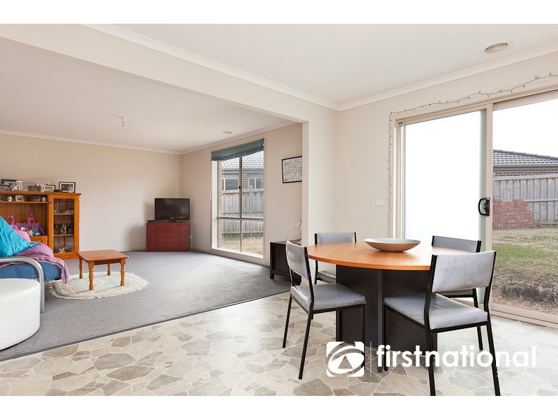 22 Tyrone Avenue, Pakenham VIC 3810