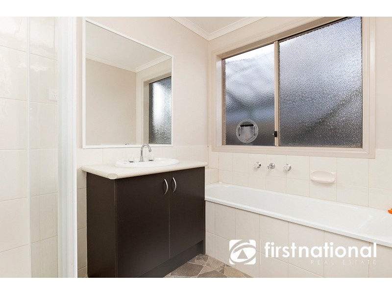 22 Tyrone Avenue, Pakenham VIC 3810