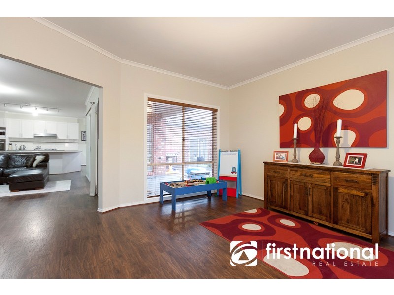 2 Karawun Walk, Pakenham VIC 3810