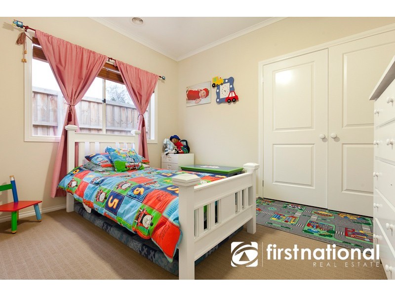 2 Karawun Walk, Pakenham VIC 3810