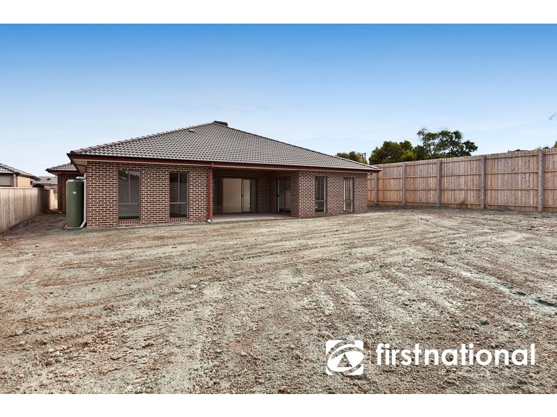 10 Dugan Court, Pakenham VIC 3810