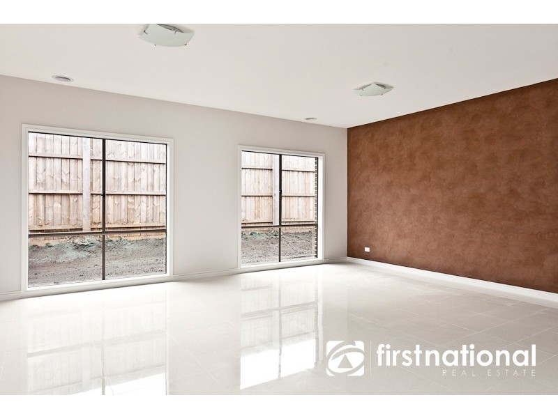 10 Dugan Court, Pakenham VIC 3810