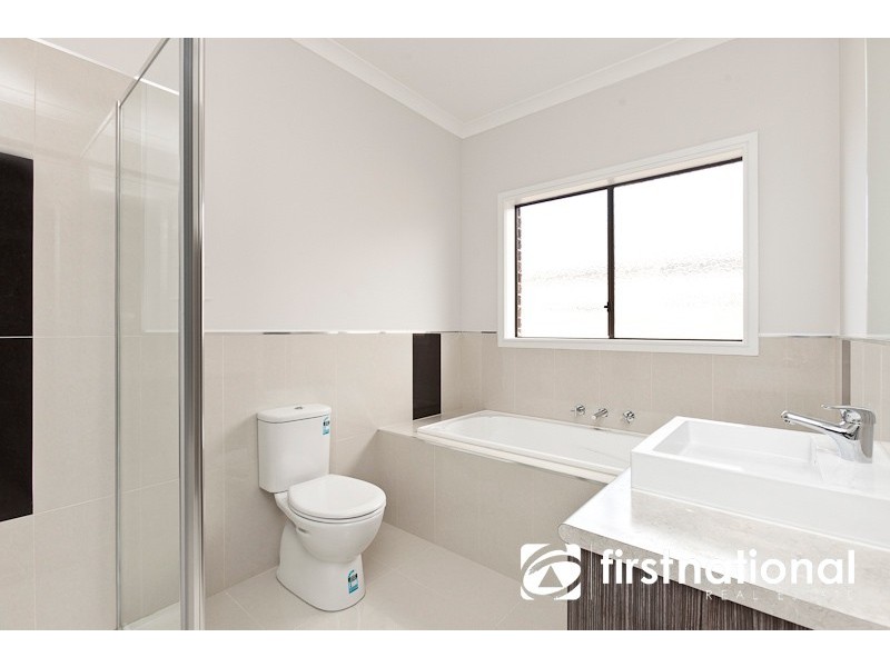 10 Dugan Court, Pakenham VIC 3810