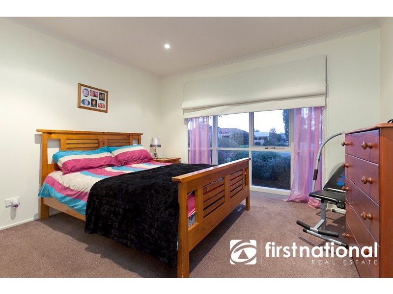 41 Barrington Drive, Pakenham VIC 3810