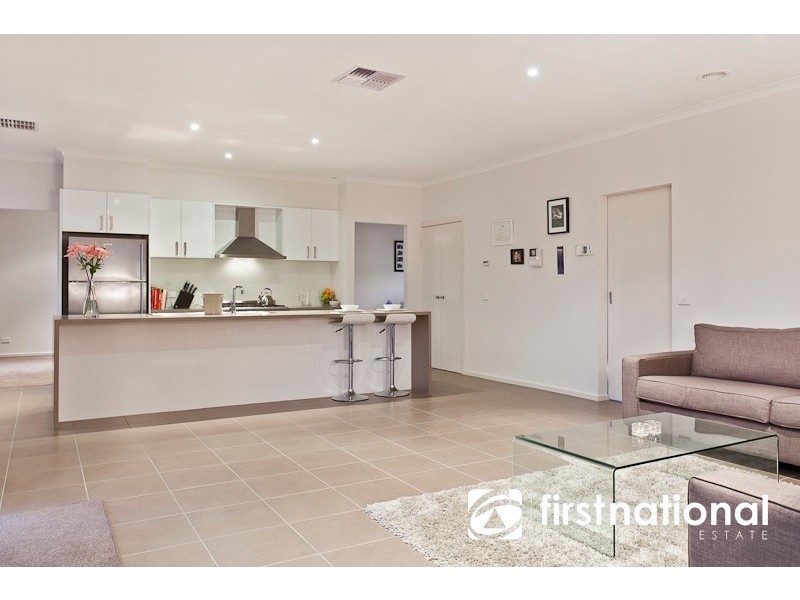 59 Banjo Paterson Drive, Pakenham VIC 3810