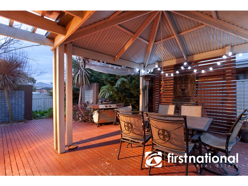 8 Riley Court, Pakenham VIC 3810