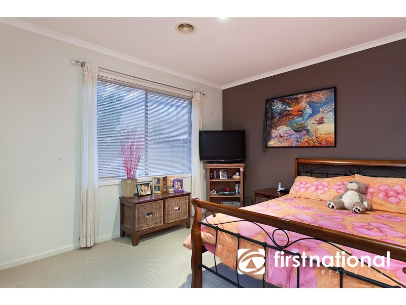 8 Riley Court, Pakenham VIC 3810