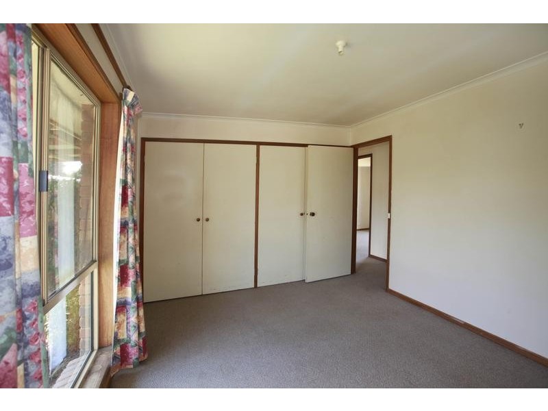 44 Cameron Way, Pakenham VIC 3810
