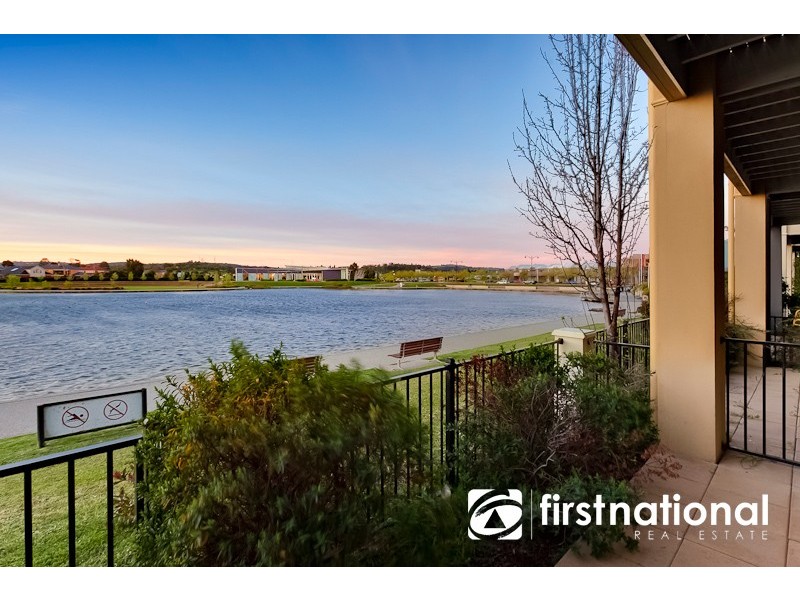 2/2 The Entrance, Pakenham VIC 3810