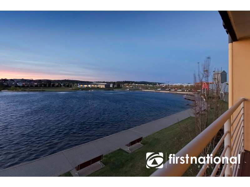 2/2 The Entrance, Pakenham VIC 3810