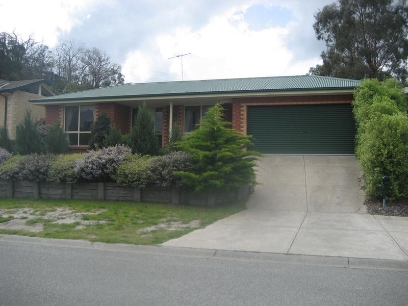 22 Breyleigh Drive, Pakenham VIC 3810