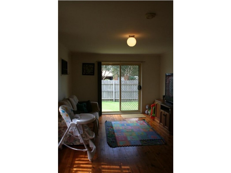 5/4 Guest Road, Pakenham VIC 3810