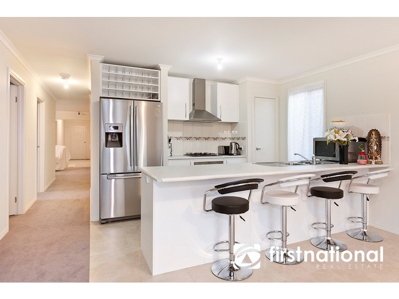 82 Melissa Way, Pakenham VIC 3810