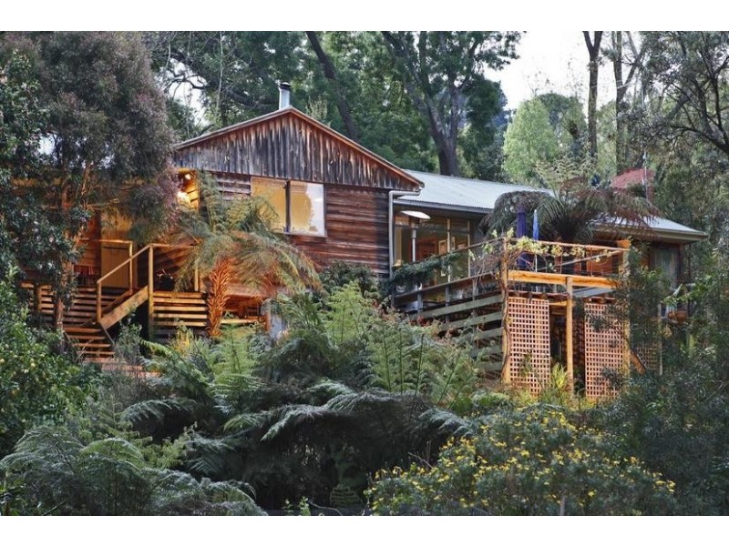 80 Bourkes Creek Road, Pakenham Upper VIC 3810