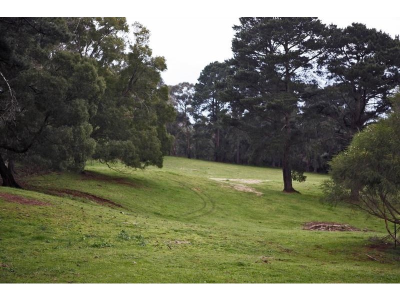 80 Bourkes Creek Road, Pakenham Upper VIC 3810