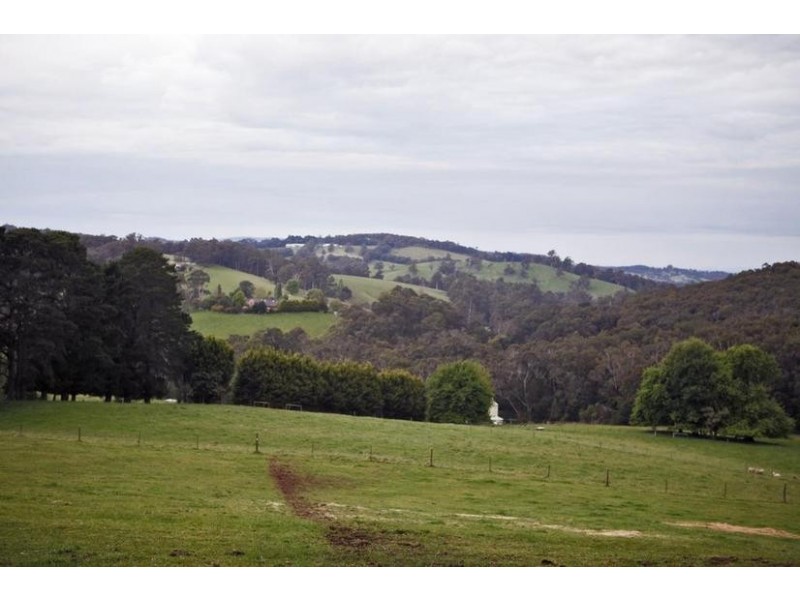80 Bourkes Creek Road, Pakenham Upper VIC 3810